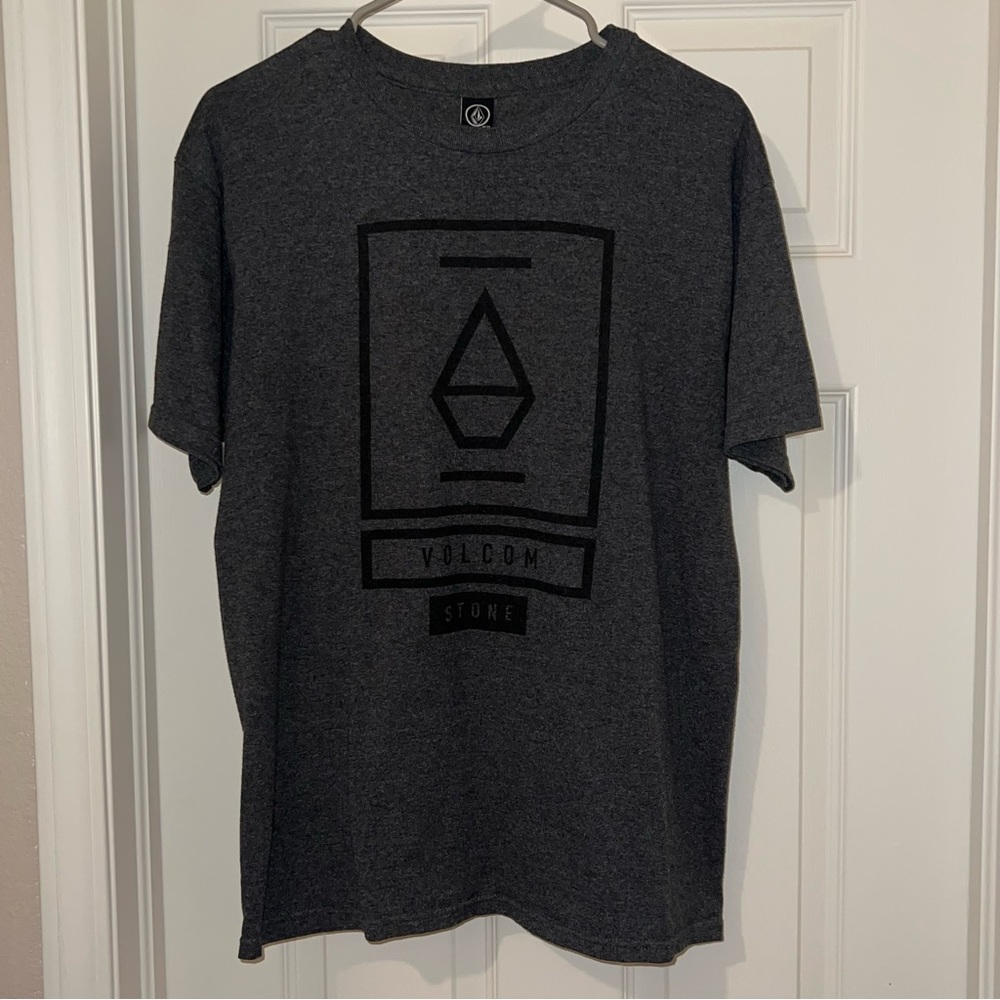 medium Volcom t-shirt